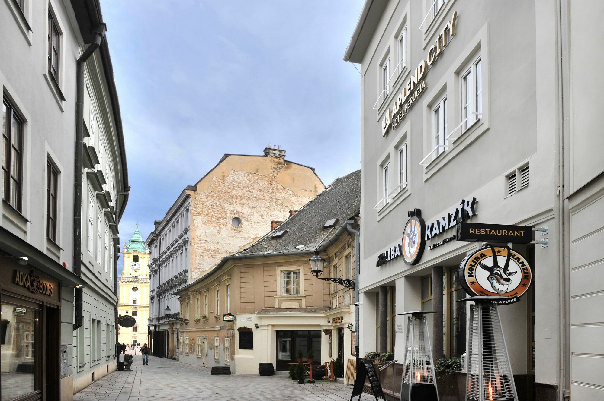Aplend City Laurinska 11 Bratislava Exteriér fotografie